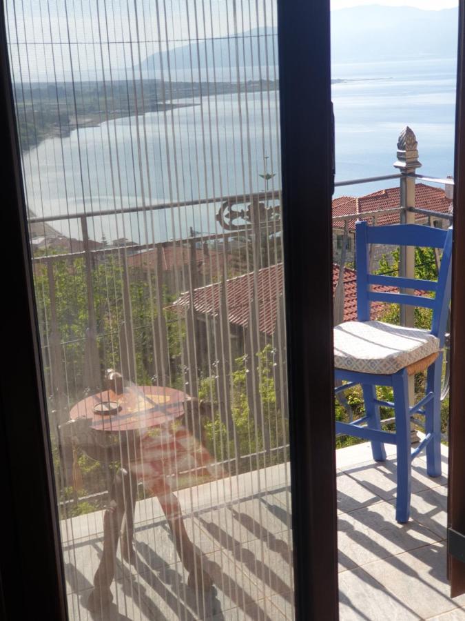 View By The Castle Nafpaktos Vila Exterior foto