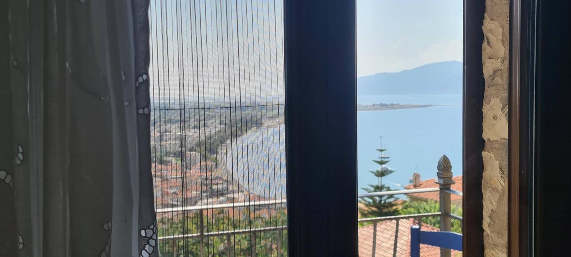 View By The Castle Nafpaktos Vila Exterior foto
