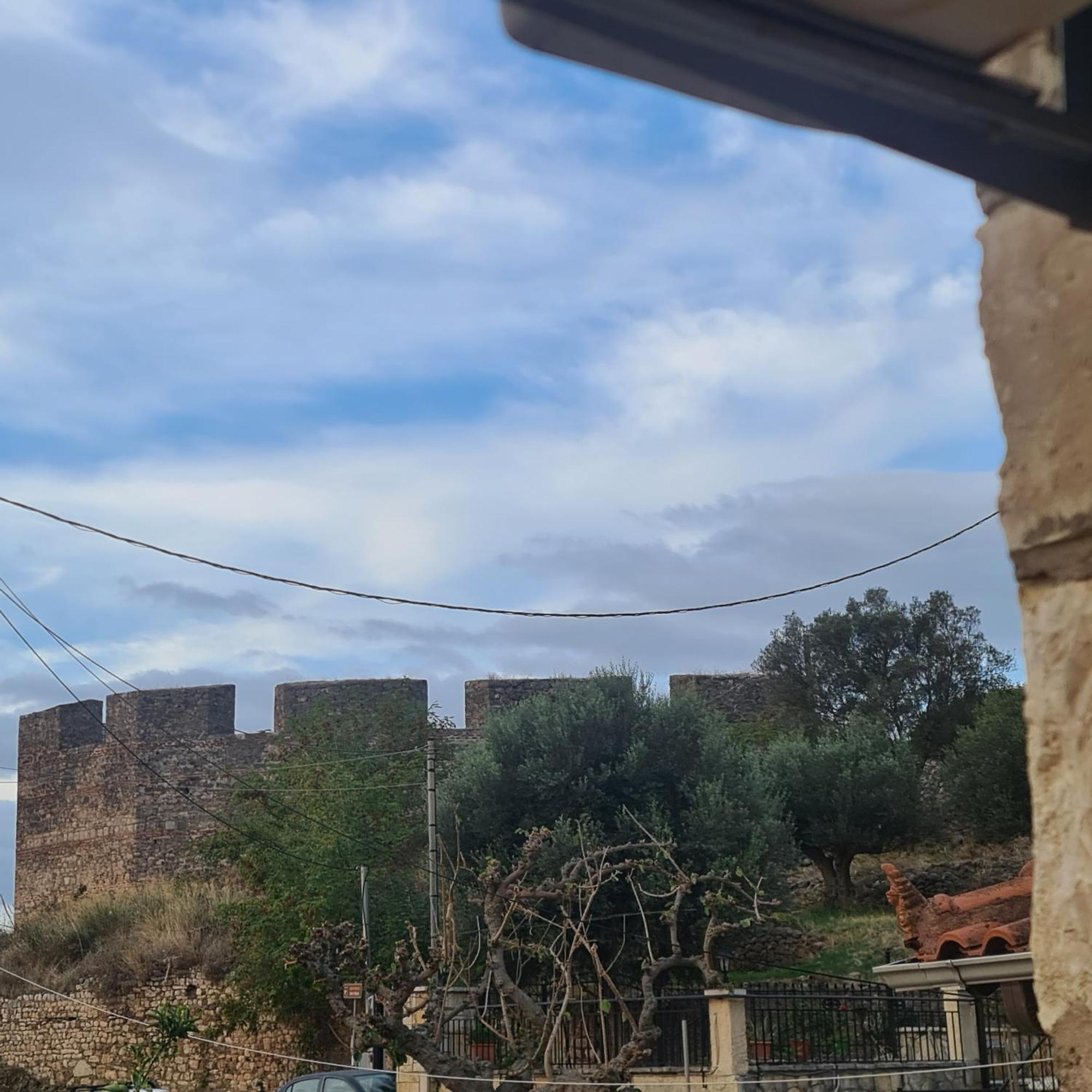 View By The Castle Nafpaktos Vila Exterior foto